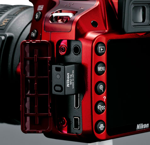Nikon D3200 ports with WU-1